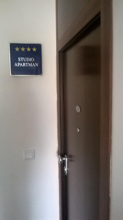 Apartment Small Pearl Split Bilik gambar